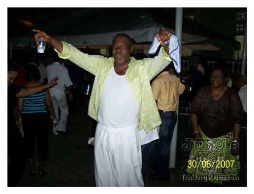 dining_with_the_saints-122