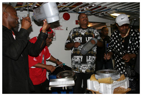 eyes_wide_shut_boatride_ny-044