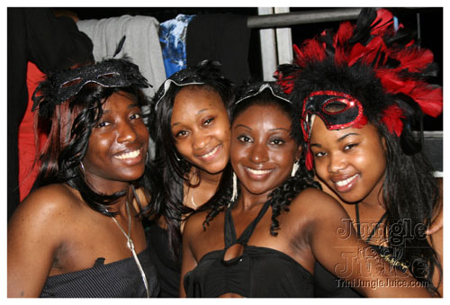 eyes_wide_shut_boatride_ny-110