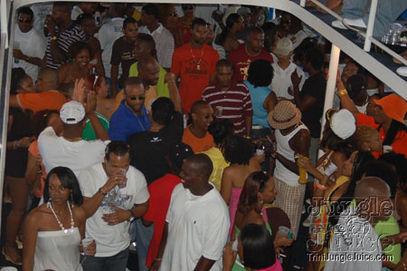 flight_cruise_apr07-097