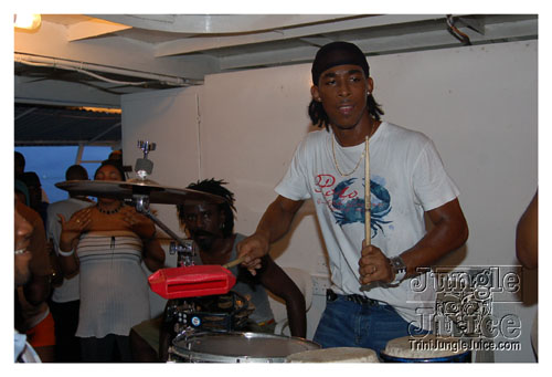 flight_cruise_oct07-070