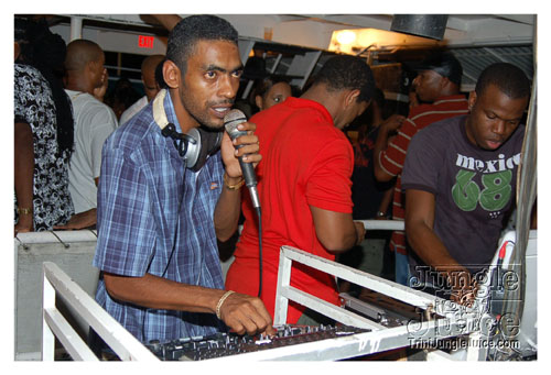 flight_cruise_oct07-109