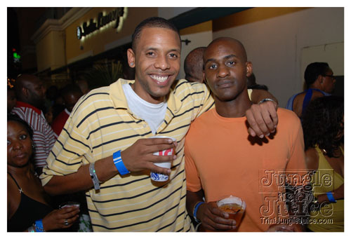 friends_mia_carnival_2007-004