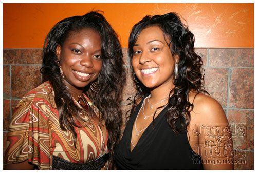 friends_mia_carnival_2007-021