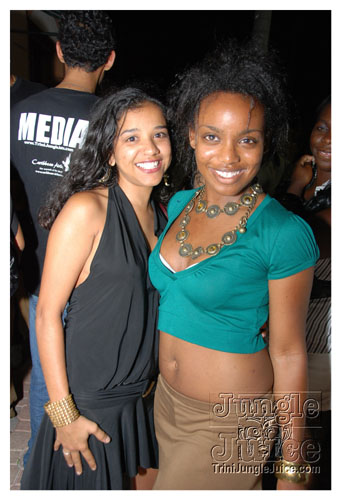 friends_mia_carnival_2007-035