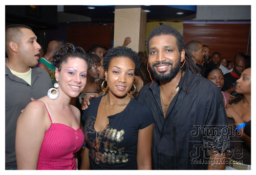 friends_mia_carnival_2007-052