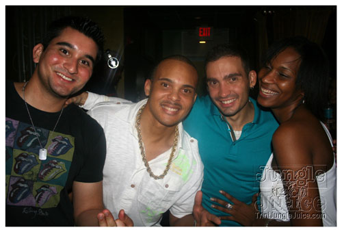 friends_mia_carnival_2007-118