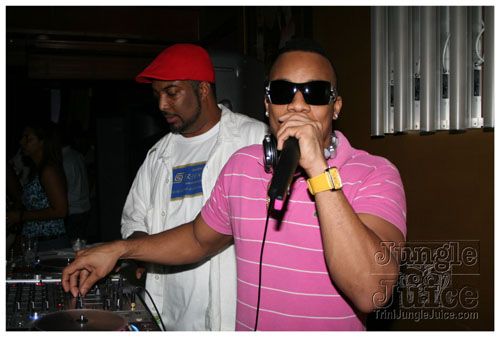 friends_mia_carnival_2007-155