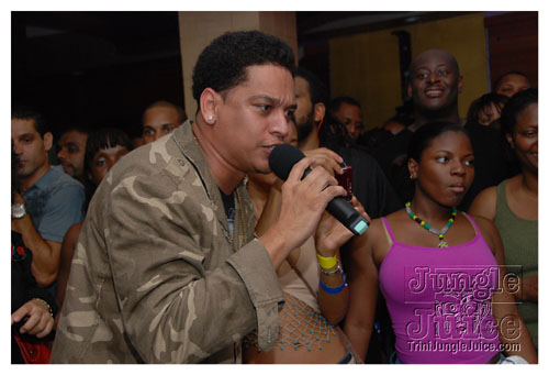 friends_mia_carnival_2007-161