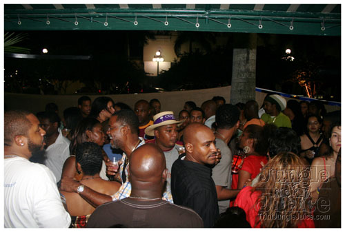 friends_mia_carnival_2007-178