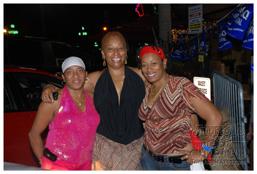 friends_mia_carnival_2007-197