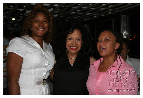 fun_guyz_boatride_2007_ny-007