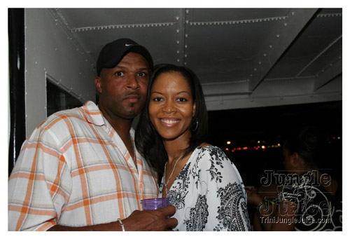 fun_guyz_boatride_2007_ny-011