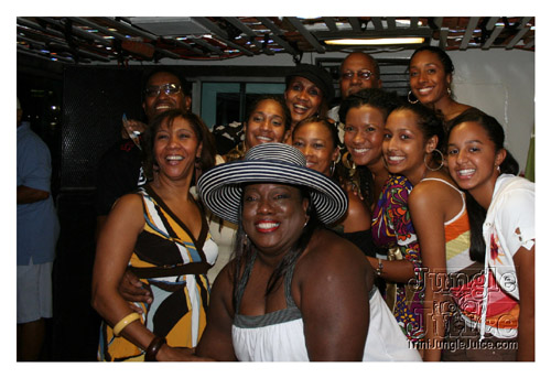 fun_guyz_boatride_2007_ny-017