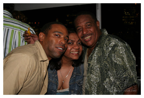 fun_guyz_boatride_2007_ny-032