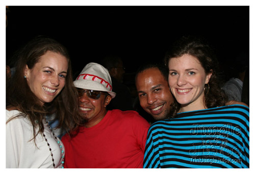 fun_guyz_boatride_2007_ny-052