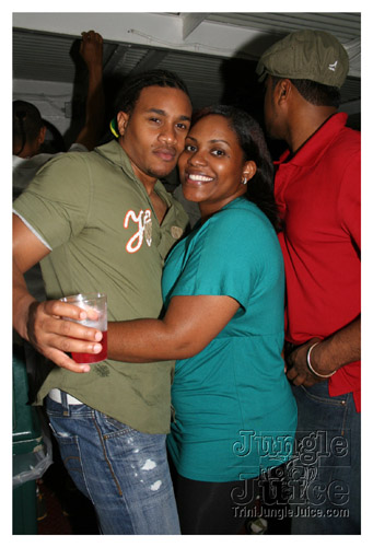 fun_guyz_boatride_2007_ny-096