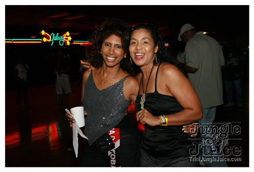 galaxy_2k7_champs_on_fire-002