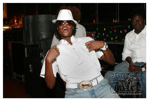 galaxy_2k7_champs_on_fire-009