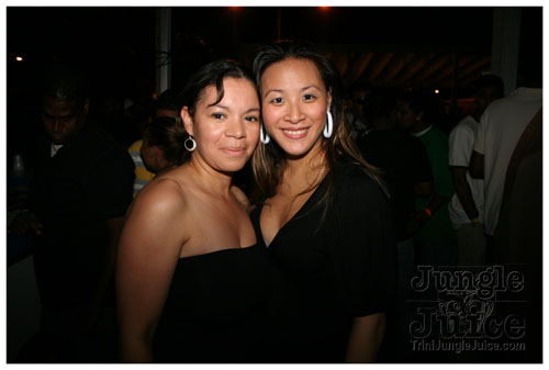 gen_x_2k7_bandlaunch-003