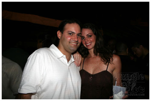 gen_x_2k7_bandlaunch-007