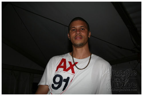 gen_x_2k7_bandlaunch-011