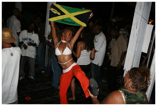 gen_x_2k7_bandlaunch-019