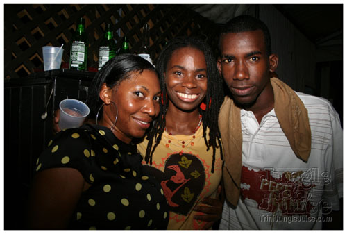 gen_x_2k7_bandlaunch-020