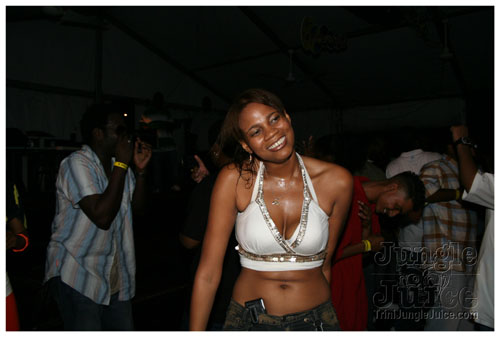 gen_x_2k7_bandlaunch-084