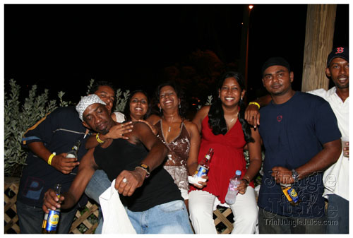 gen_x_2k7_bandlaunch-109