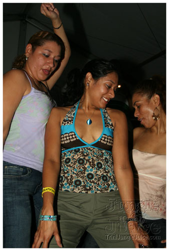 gen_x_2k7_bandlaunch-114