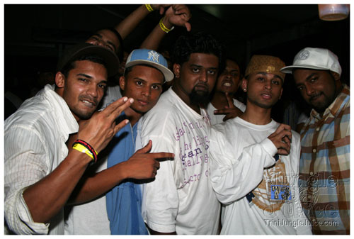 gen_x_2k7_bandlaunch-125