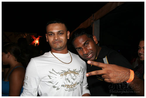 gen_x_2k7_bandlaunch-130