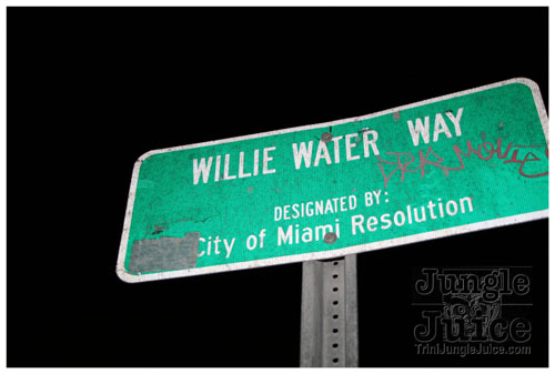 girl_power_mia_2007-001