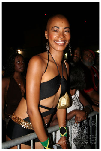 girl_power_mia_2007-050