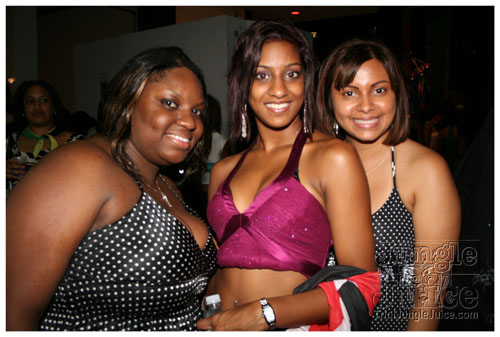 girl_power_mia_2007-092