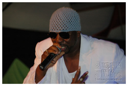 glow_barbados_2007-016