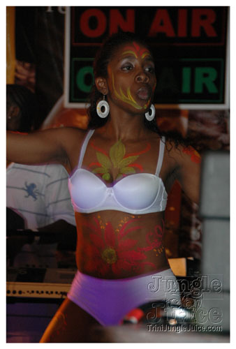 glow_barbados_2007-017