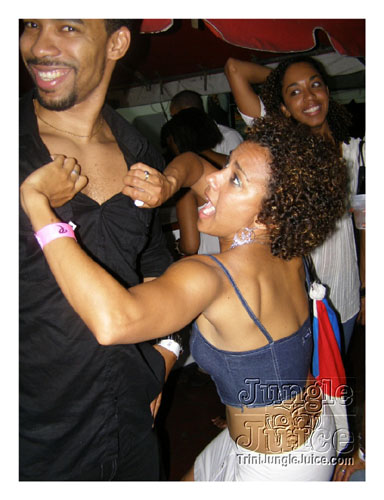 glow_barbados_2007-053