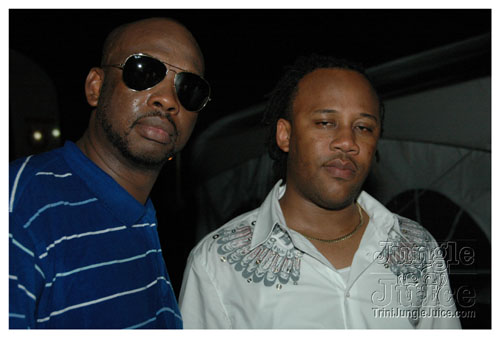 glow_barbados_2007-054