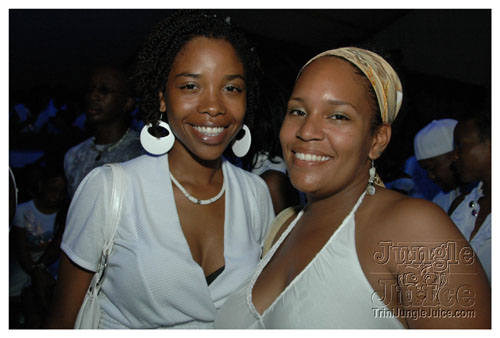 glow_barbados_2007-062