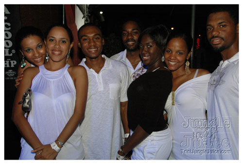 glow_barbados_2007-063