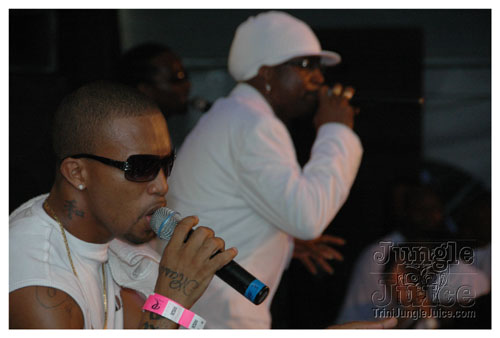 glow_barbados_2007-071