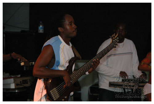 glow_barbados_2007-072