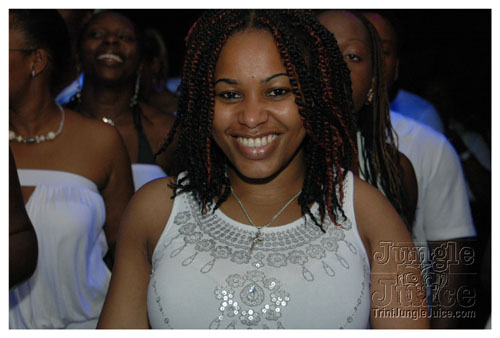 glow_barbados_2007-073