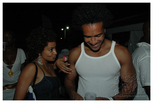 glow_barbados_2007-074