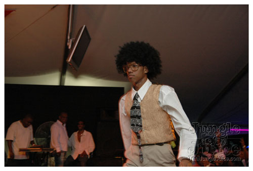 glow_barbados_2007-080