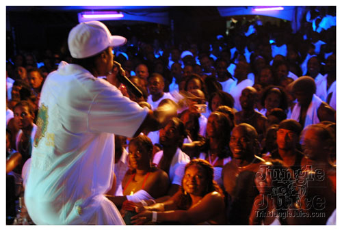 glow_barbados_2007-085