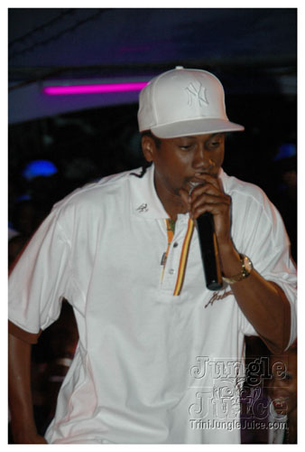 glow_barbados_2007-087