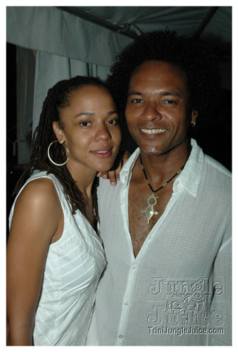 glow_barbados_2007-102